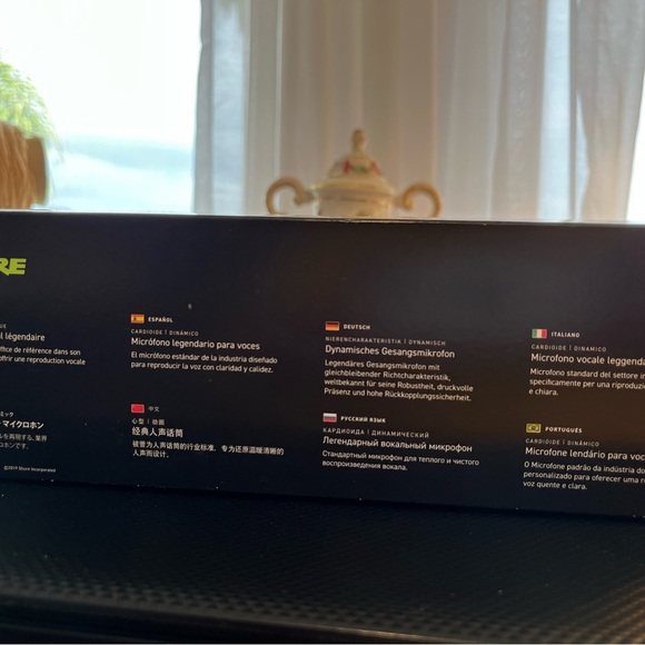 Shure SM58 Silver and Black Microphone - Picture 5 of 5